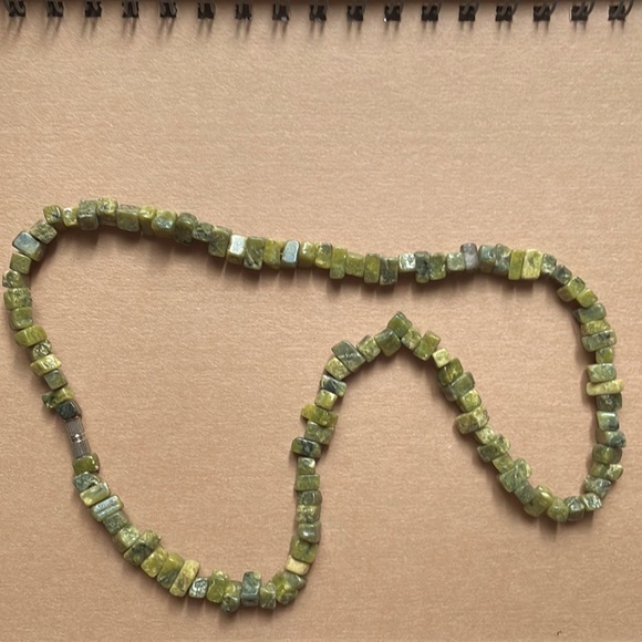 Jade Necklace Square Beads - Picture 5 of 7